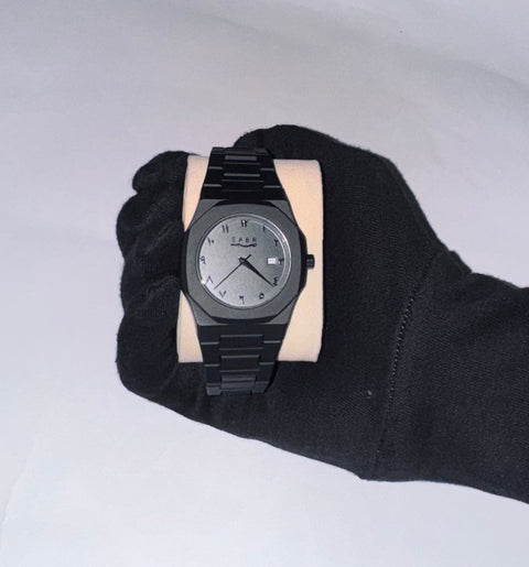 Arabic Aura Watch with Date 🕰️